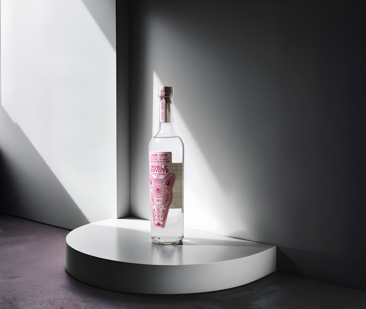 Mezcal Noble Coyote | Espadín-Capón | 70cl  45,9% vol 45.0% 0.7L, Spirits